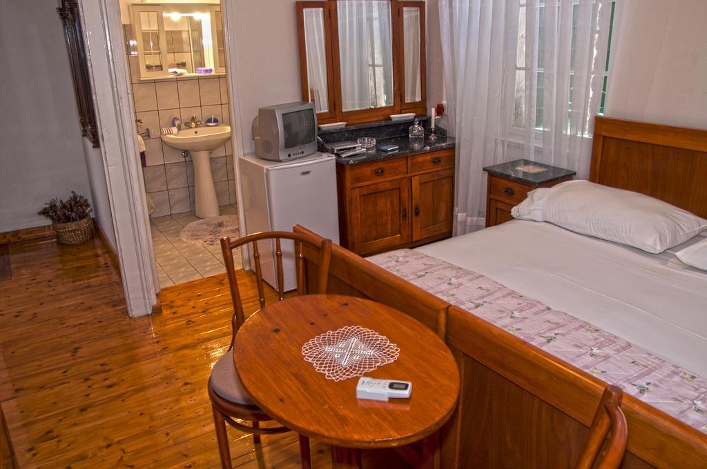 Komiža Marina Rooms חדר תמונה