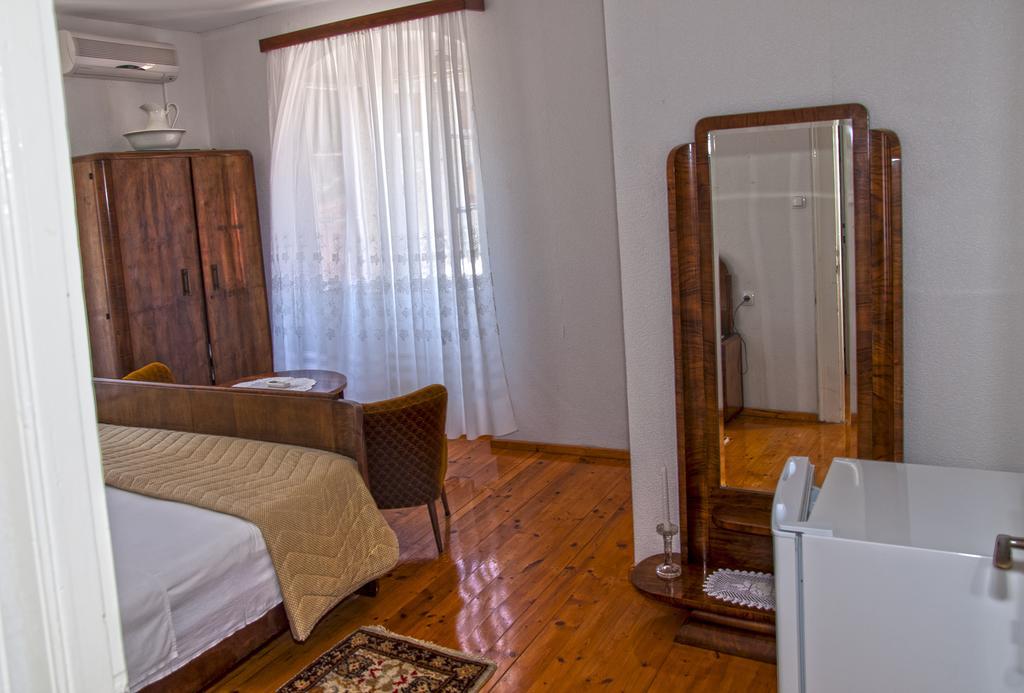 Komiža Marina Rooms חדר תמונה