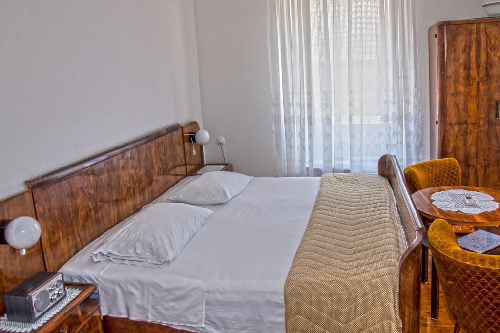 Komiža Marina Rooms חדר תמונה