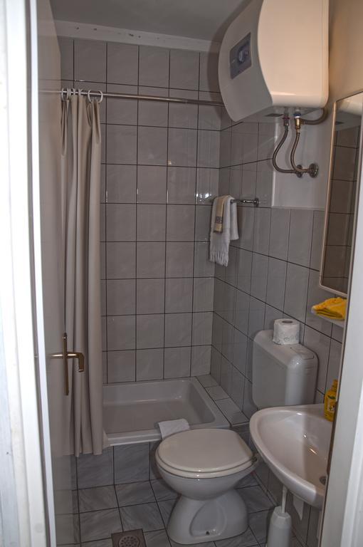 Komiža Marina Rooms חדר תמונה
